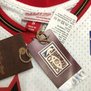 Regata Philadelphia 76ers Branca Allen Iverson 2001/02 - Hardwood Classics