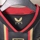 Camisa comemorativa Bayer Leverkusen 2024 Torcedor - Masculina