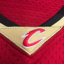 Regata Cleveland Cavaliers LeBron James Vermelha 2003/04 - Hardwood Classics