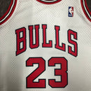 Regata Chicago Bulls Michael Jordan Branca 1997/98 - Hardwood Classics