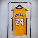 Regata Los Angeles Lakers Kobe Bryant Amarela 2008/09 - Hardwood Classics