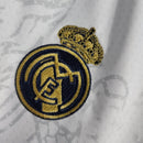 Camisa Real Madrid Dragon Branca 2022/23 Torcedor - Masculina