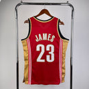 Regata Cleveland Cavaliers LeBron James Vermelha 2003/04 - Hardwood Classics