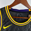 Regata Los Angeles Lakers Preta - Mamba Edition