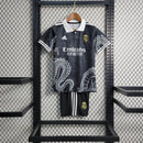 Conjunto Infantil Real Madrid Dragon Black 2023 - Unissex